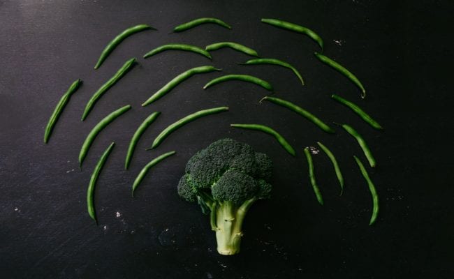 Symbole wifi en légumes verts