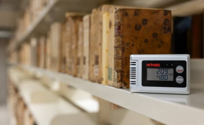 Hygrometre dans la reserve precieuse de la BCU Lausanne.